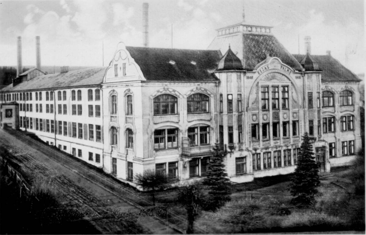 Historický pohled na tovární areál